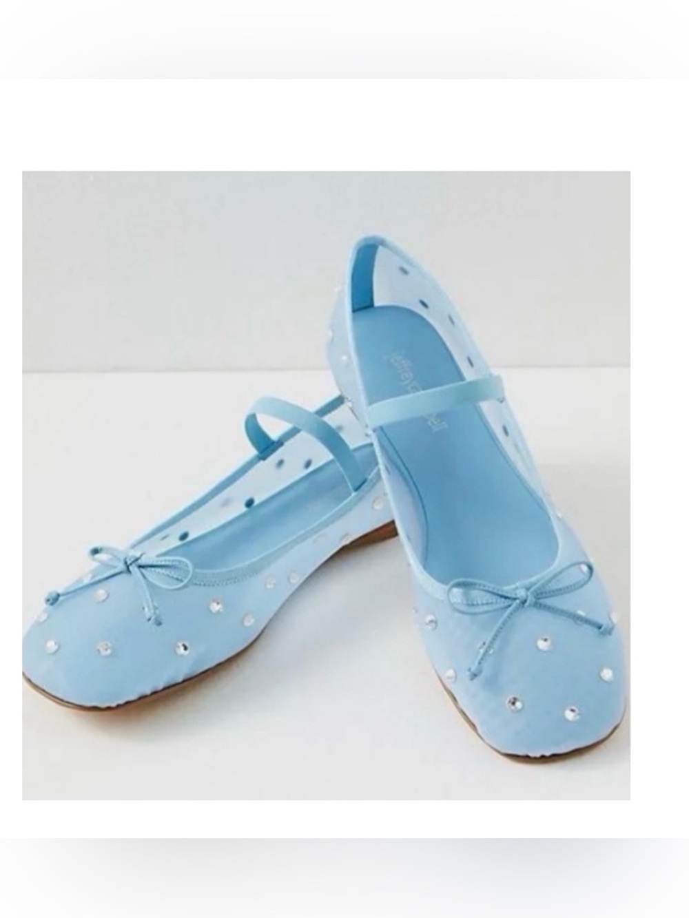 Jeffrey Campbell X Free People Flats
Size 6